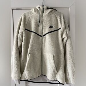 Nike Sherpa